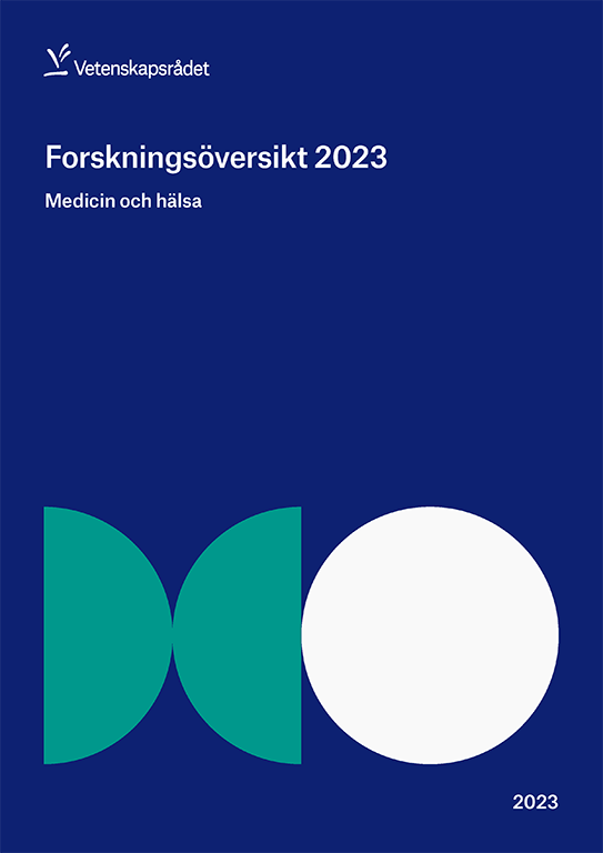 Rapportomslag i blått med titeln Forskningsöversikt 2023: Medicin och hälsa.