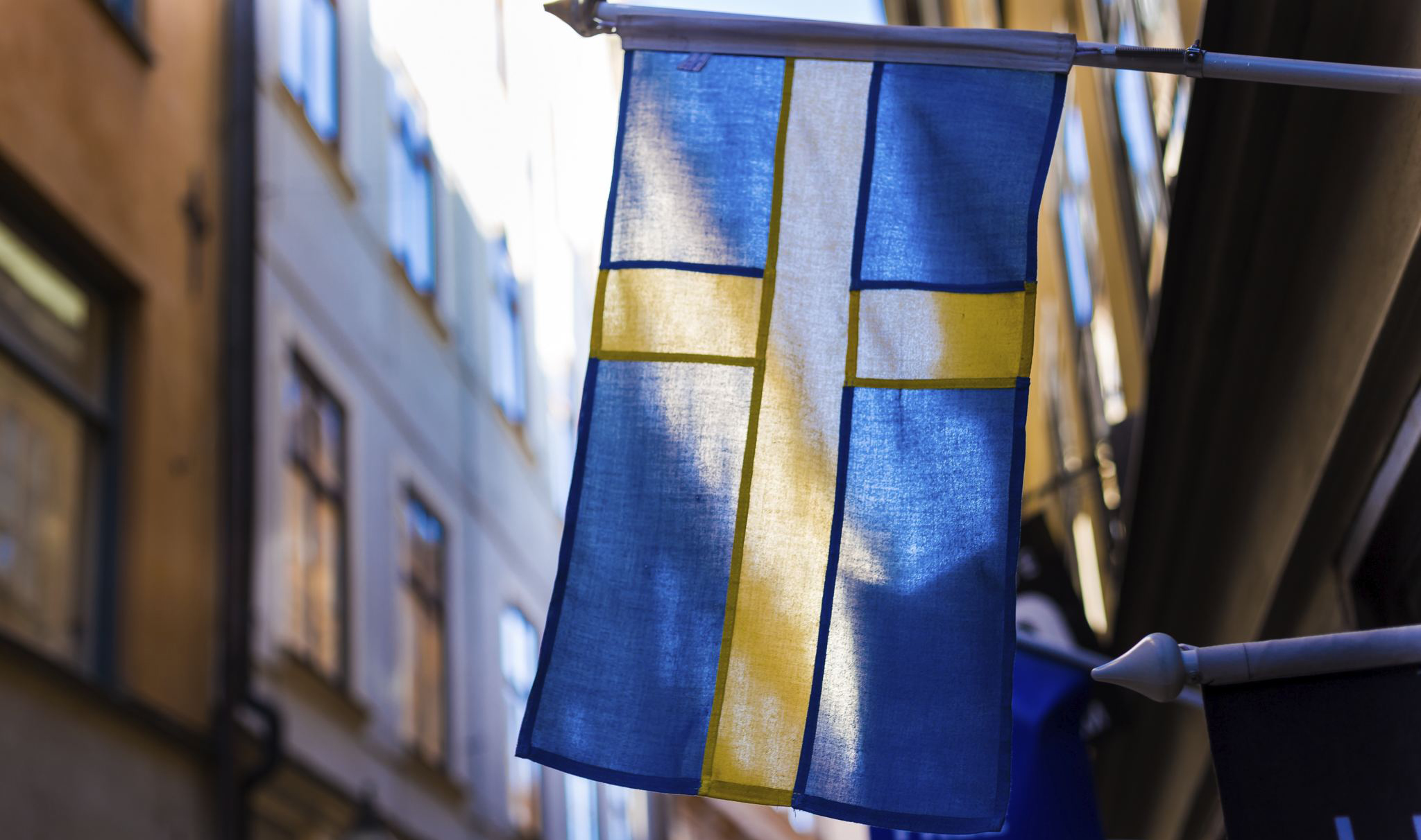 Foto på en svensk flagga.
